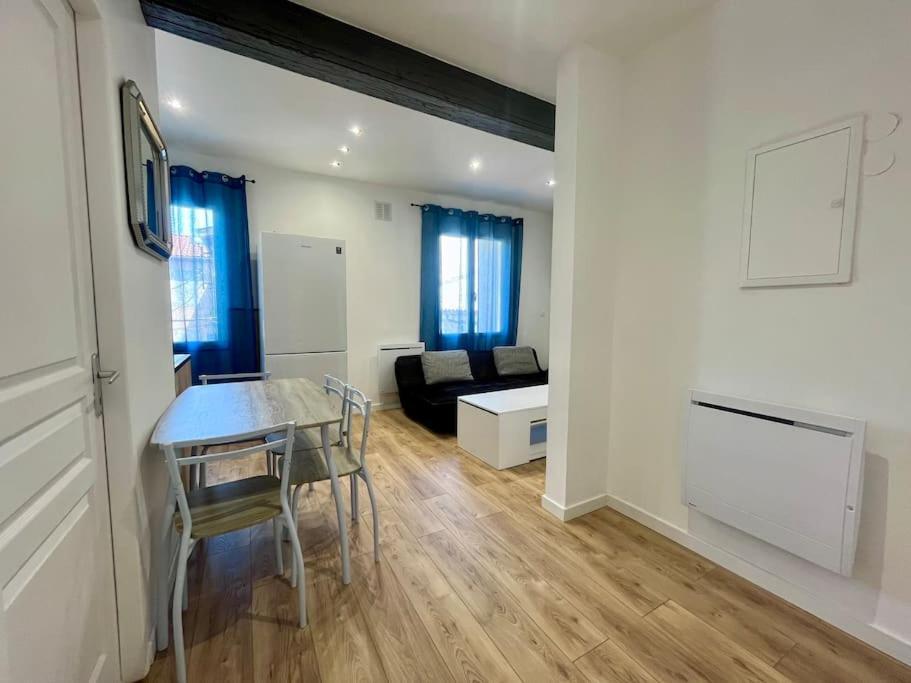 T2 Renove A 15 Min De Lyon Apartamento Pierre-Bénite Exterior foto