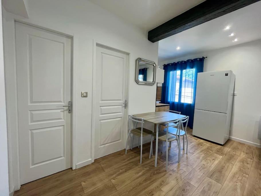 T2 Renove A 15 Min De Lyon Apartamento Pierre-Bénite Exterior foto